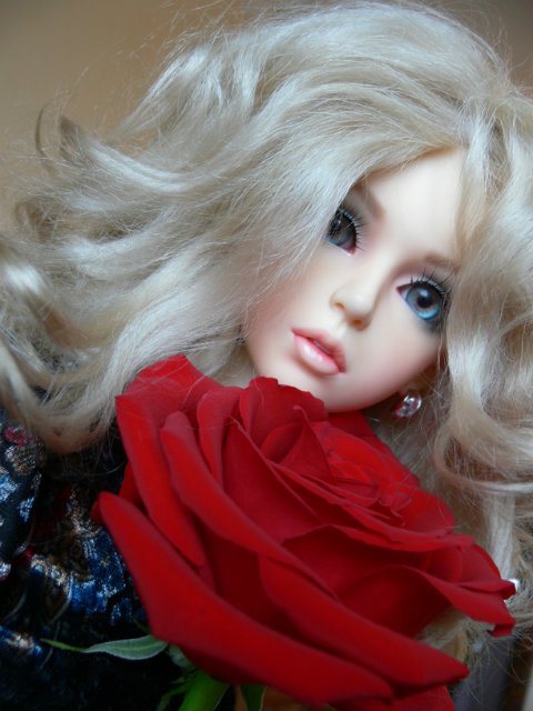 100 кадров с одного ракурса. Или бессонная ночь! Куколка Elfdoll