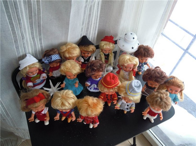 Здраствуйте любительницы винтажных кукол