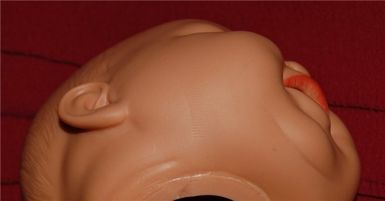 Подскажите, как исправить дефекты винила (фото 2)