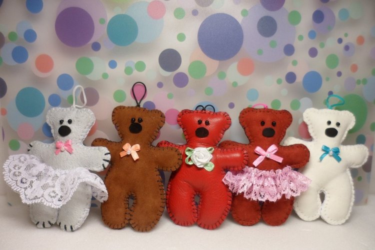 Медведики, маленькая семейка игрушек ручной работы | Бэйбики Медведики, маленькая семейка игрушек ручной работы