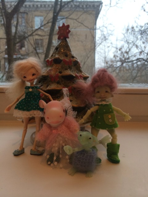 С Новым Годом — Домашние коллекции кукол: фото собраний (фото 2)