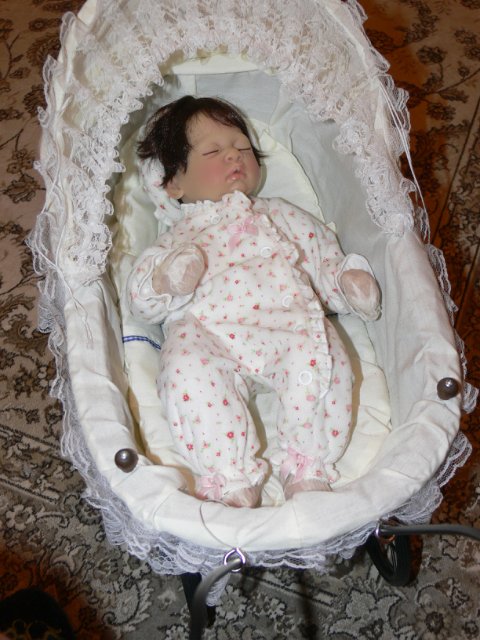 Чудо малыши в детской колясочке.. Artista Charisma Doll (фото 8)