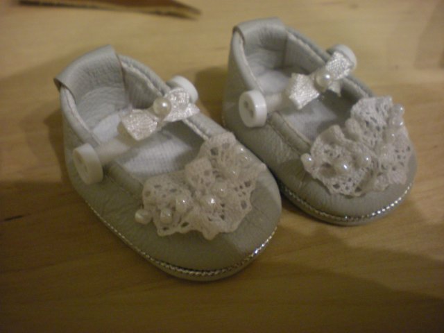 Туфельки для неизвестной немочки