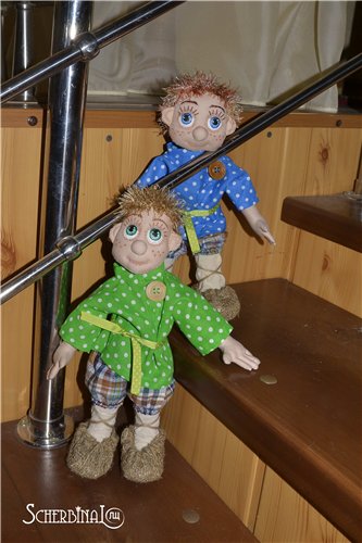 Братья домовята - весёлые ребята :-)