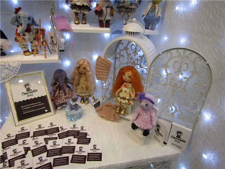 Зелененький он был... По следам выставки кукол на Тишинке 2016. В преддверии выставки «Hello Teddy» 1-4 декабря 2016 | Бэйбики Зелененький он был... По следам выставки кукол на Тишинке 2016. В преддверии выставки «Hello Teddy» 1-4 декабря 2016