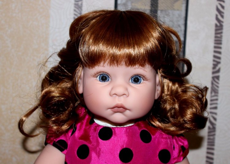 Любовь к Lee Middleton обязательна, можно ли остановится на одной кукле... мы в ожидании новенькой