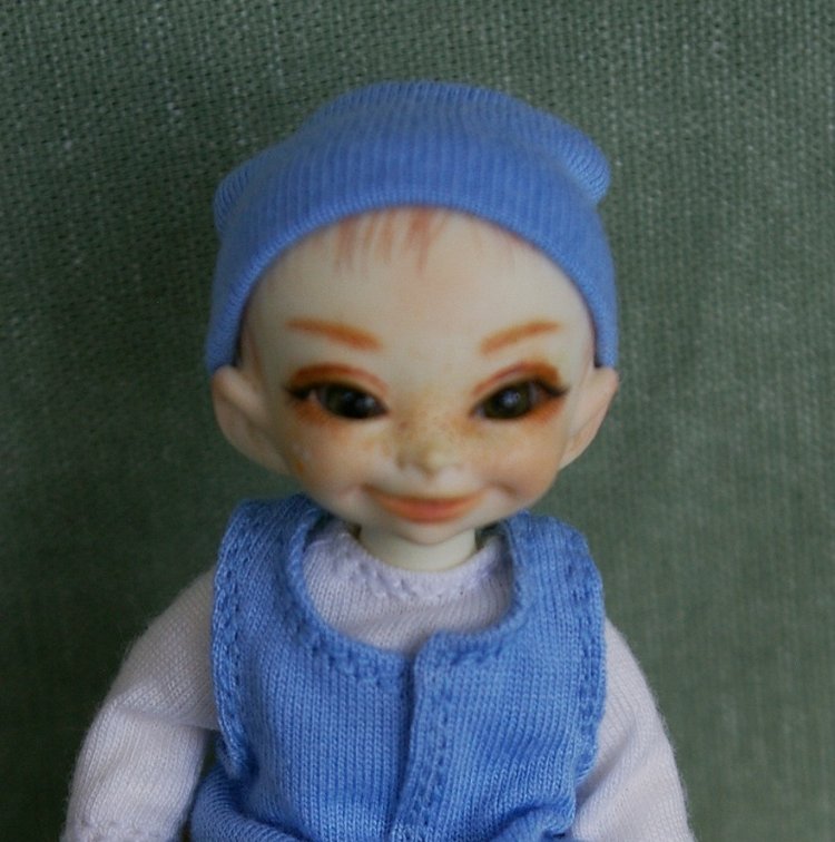 Новые костюмчики для маленький BJD