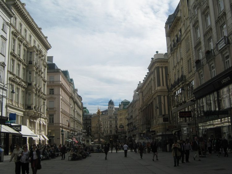 Медвежий флэш-моб – воспоминание о Вене