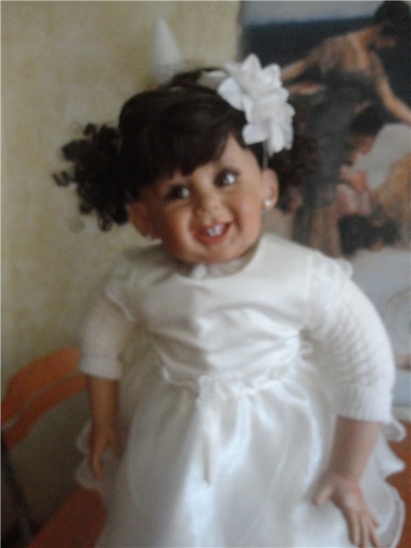 Хочу вам представить моих коллекционных кукол, которые живут в моем доме