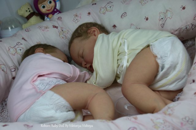 Близняшечки Ноа... Куколки реборн Виктории Вишни