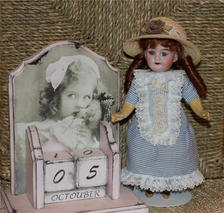 Подарок для антикварной куколки Марсельки