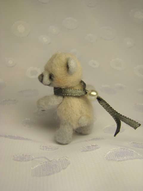 Мишка Бусинка, авторская игрушка Ольги Чернухо (фото 4)