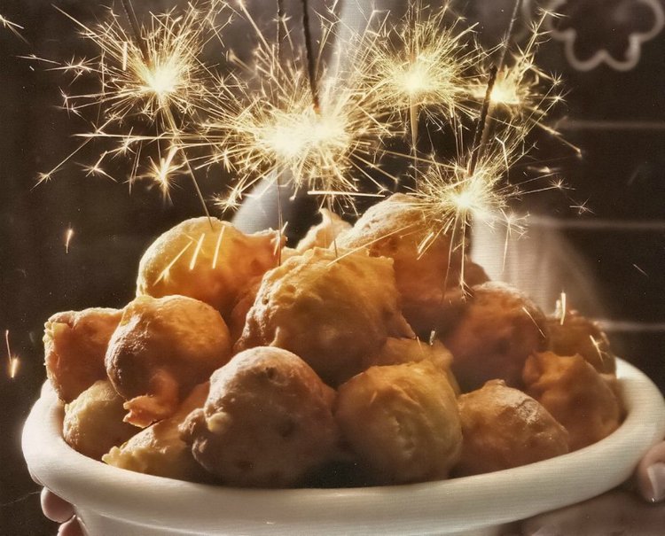 Новогодние рецепты: Голландские пончики - Oliebollen