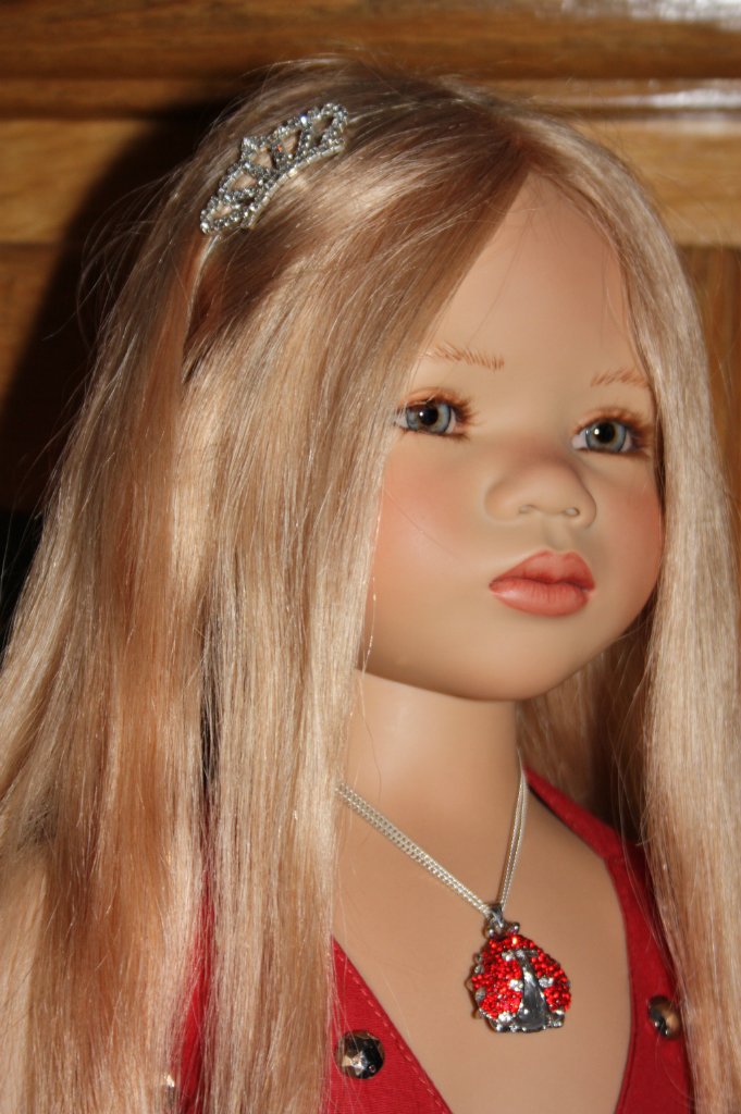 Солнечный денек в саду. Часть вторая - три подружки