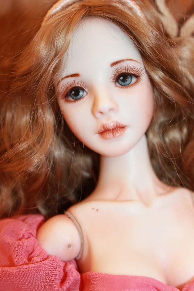 Моя первая фарфоровая шарнирная кукла. Есть фото 18+