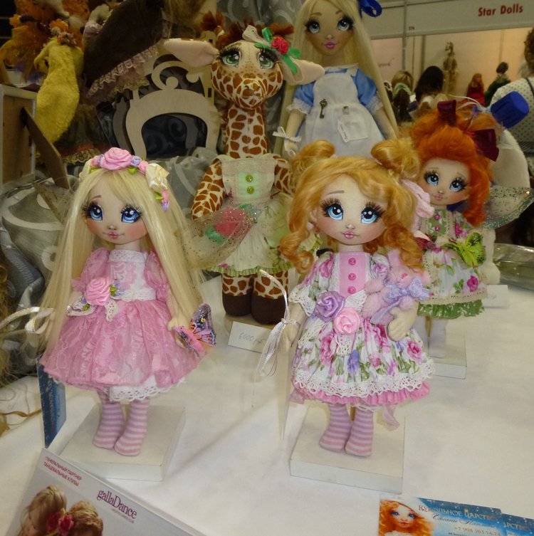 Весенний Бал Кукол на Тишинке: Куклы