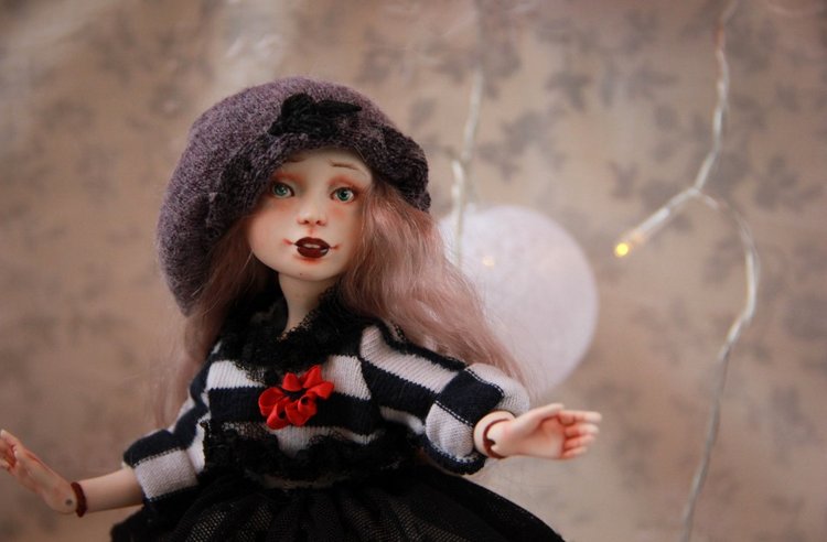 Анук. Маленькая эльфийка. Фарфоровая шарнирная кукла