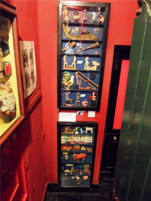 Лондонский Музей игрушек Поллока. Pollock's Toy Museum (фото 4)