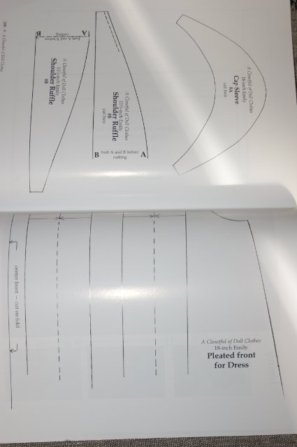 Книга Розмари Ионкер, Rosemarie Ionker - платья для кукол своими руками