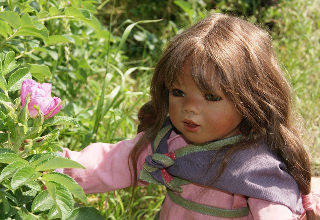 Теперь уже русские красавицы Tscharle и Munira от Аннет Химстедт