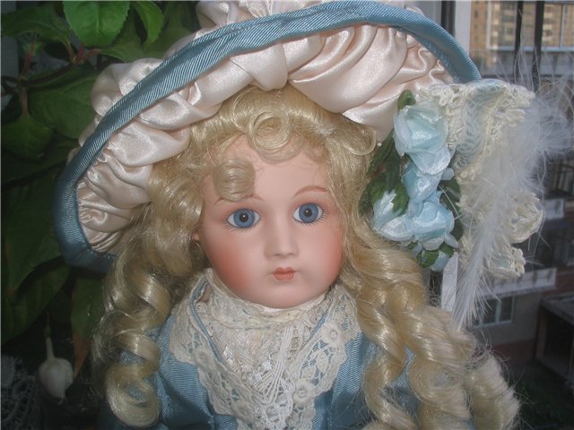 Мэрис Николь