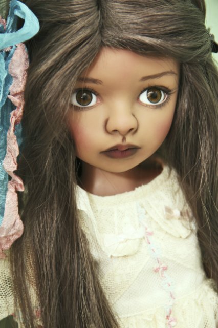 Моя долгожданная такая хрупкая и очень красивая Лена, от Ким Лашер