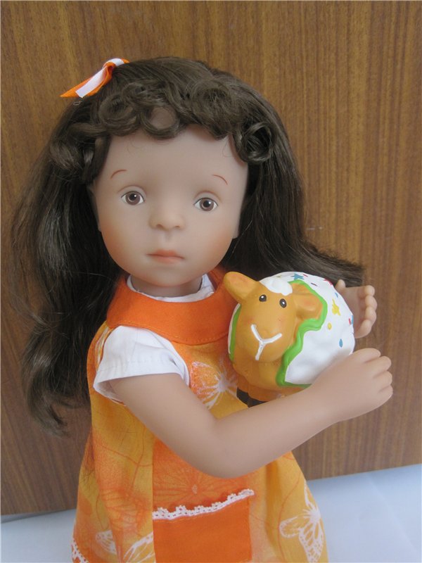 Куколки с рисованными глазками – Элли (Элен от Звернадзе) и Тата (Кати Круз)