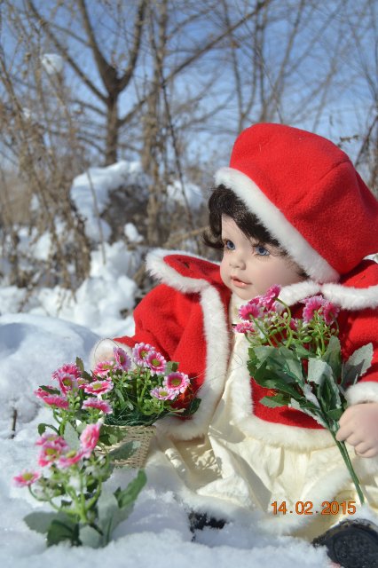 За корзинкой подснежников... Кукла Adora