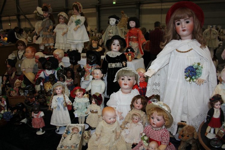 Выставка кукол, мишек тедди, кукольных домиков и миниатюры в Den Bosch (Нидерланды) 24-25 октября 2015 год. Часть вторая