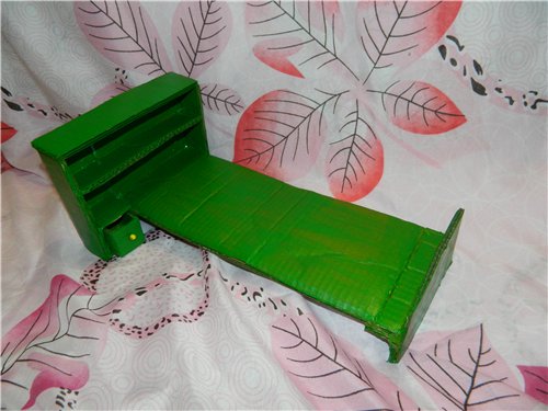 Кровать с полками для Ариель (фото 2)