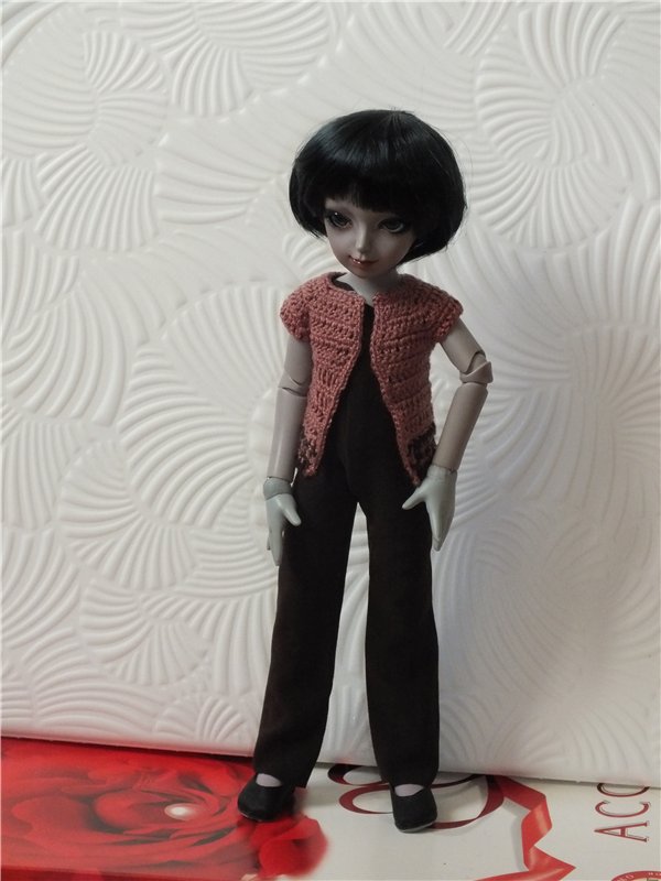 Как из идеи вязаного платья получается шитый комбинезон... или чего хотят наши куклы