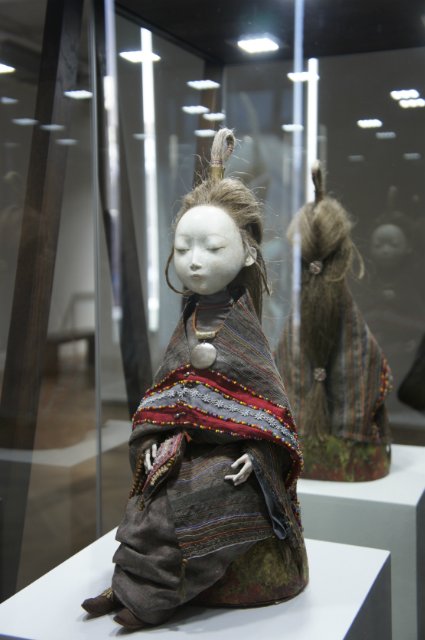 Выставка кукол по эскизам главного художника фильма "Монгол" - Даши Намдакова