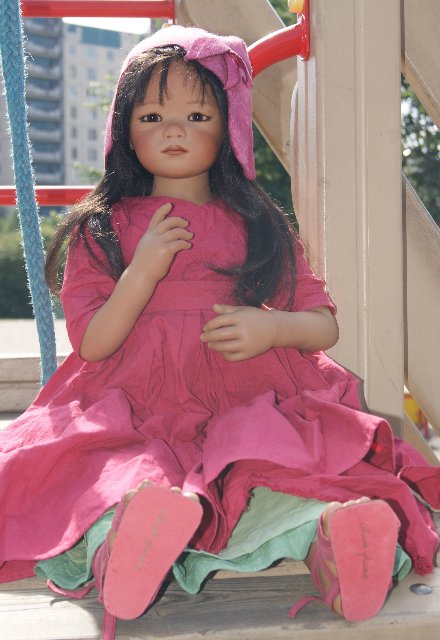 Теперь уже русские красавицы Tscharle и Munira от Аннет Химстедт