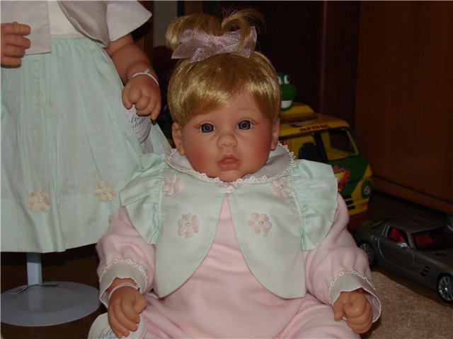 Две сестрички- "Жемчужный букет".Коллекционные куклы Ли Миддлтон (фото 4)