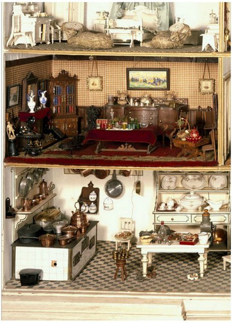 Старинный домик для дочки - самое начало XX века