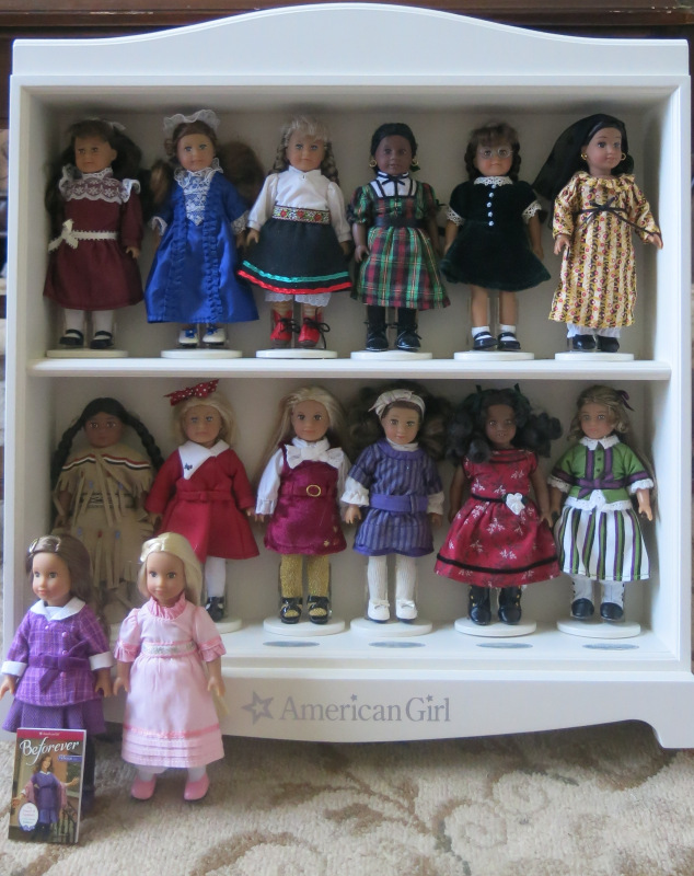 Снова American Girl: mini-девочки. update: Character Encyclopedia, избранные страницы (фото 3)