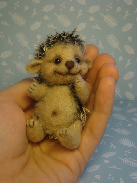 Ёжик. Авторская игрушка Ольги Чернухо