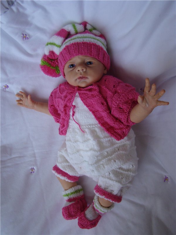 Наряды для Карлотты.Вязанные костюмы 2015)))