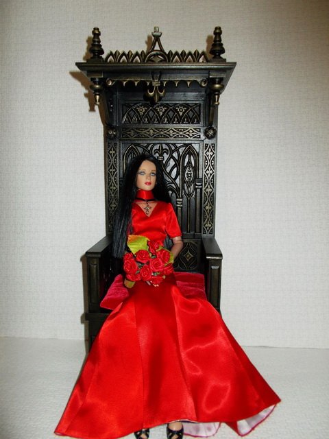 Эксклюзивный кресло-трон в готическом стиле (фото 6)