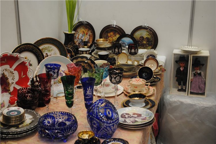 На Тишинку мы пошли – там сокровища нашли. Взгляд на «Блошиный рынок» со второго этажа | Бэйбики На Тишинку мы пошли – там сокровища нашли. Взгляд на «Блошиный рынок» со второго этажа