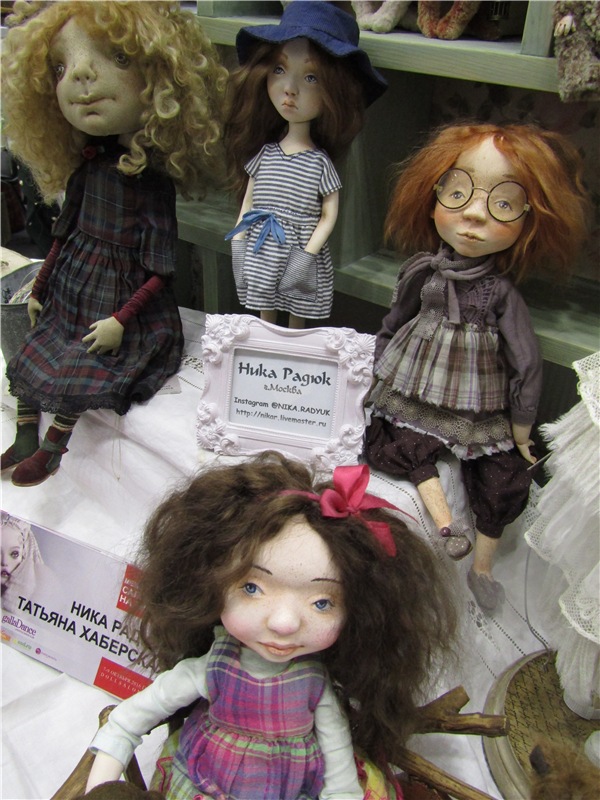 Расскажи, Снегурочка, где была? - На Тишинке я была, Вас я в гости позвала. Выставка - Международный Салон кукол 2016 | Бэйбики Расскажи, Снегурочка, где была? - На Тишинке я была, Вас я в гости позвала. Выставка - Международный Салон кукол 2016