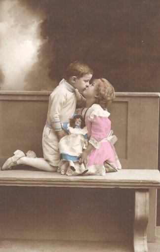 Старый фотоальбом. Девочки и куклы - продолжение