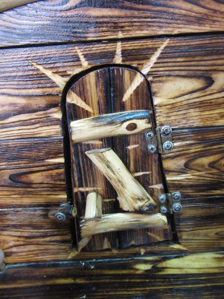 За 15 минут до начала рабочего дня :)