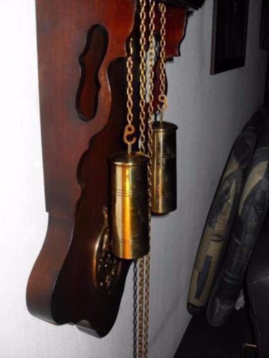 Старинные часы еще идут. Коллекция старинных часов