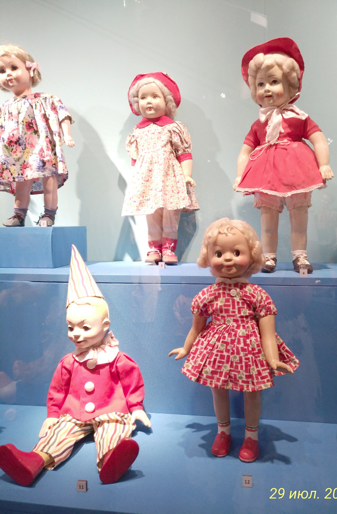 Выставка «Все лучшее – детям. Игрушки 1950–1980 годов из коллекции Сергея Романова». Часть 1