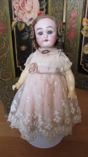 Пампушечка от Simon Halbig