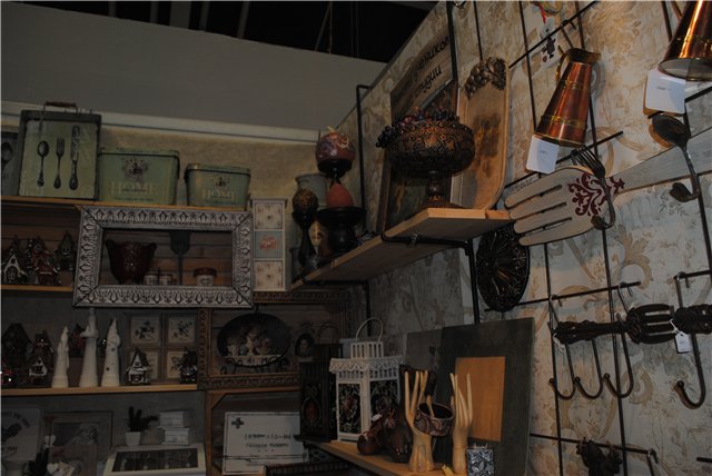 Выставка на Тишинке "Атмосфера творчества". Октябрь 2014. Пройдемся по первому этажу выставки