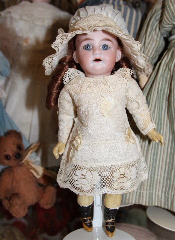 Новый наряд мигнонетт. Антикварная куколка Armand Marseille (фото 4)
