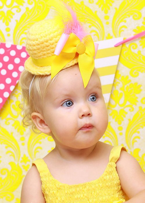 Миниатюрная шляпка в центре внимания | Бэйбики Миниатюрная шляпка в центре внимания