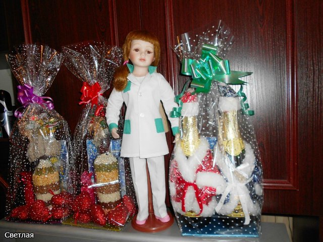 Визит Рады к любимым врачам. +Бонус. Новогодние подарки своими руками | Бэйбики Визит Рады к любимым врачам. +Бонус. Новогодние подарки своими руками (фото 6)